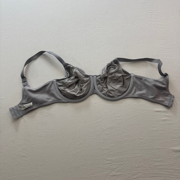 Wacoal Shimmering Silver Bra - Picture 8 of 8